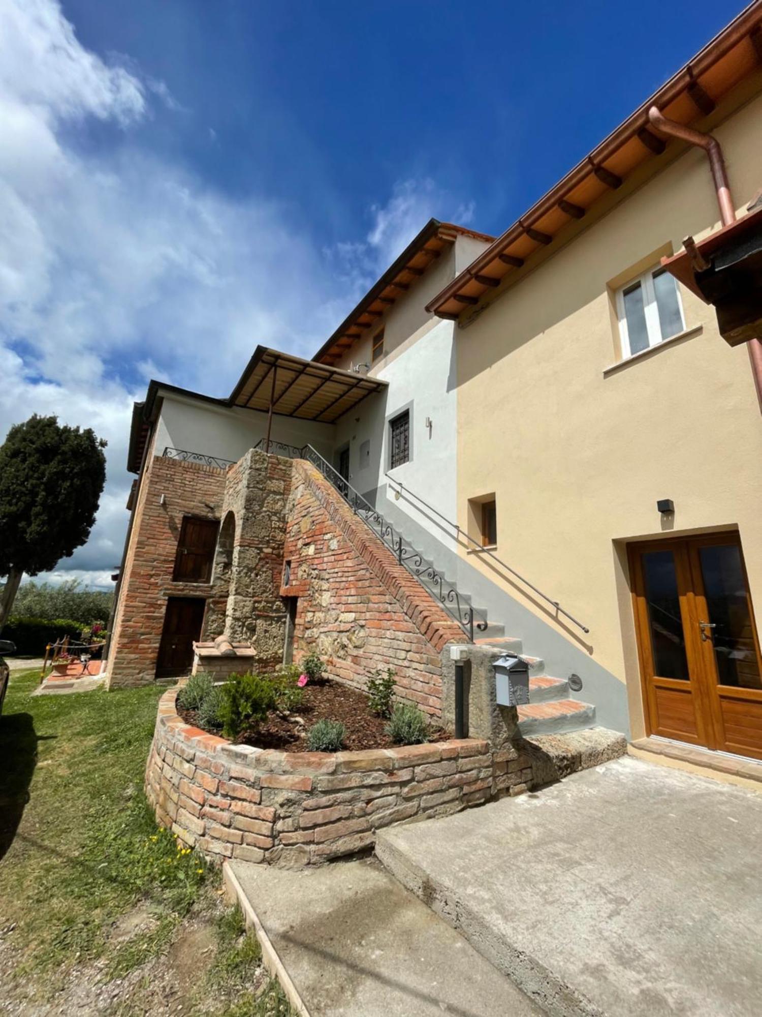 Montevenere 83 Villa Чиуси Екстериор снимка