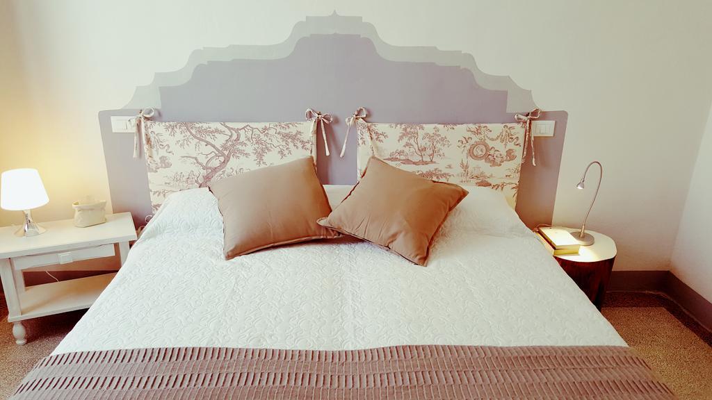 Montevenere 83 Villa Чиуси Екстериор снимка