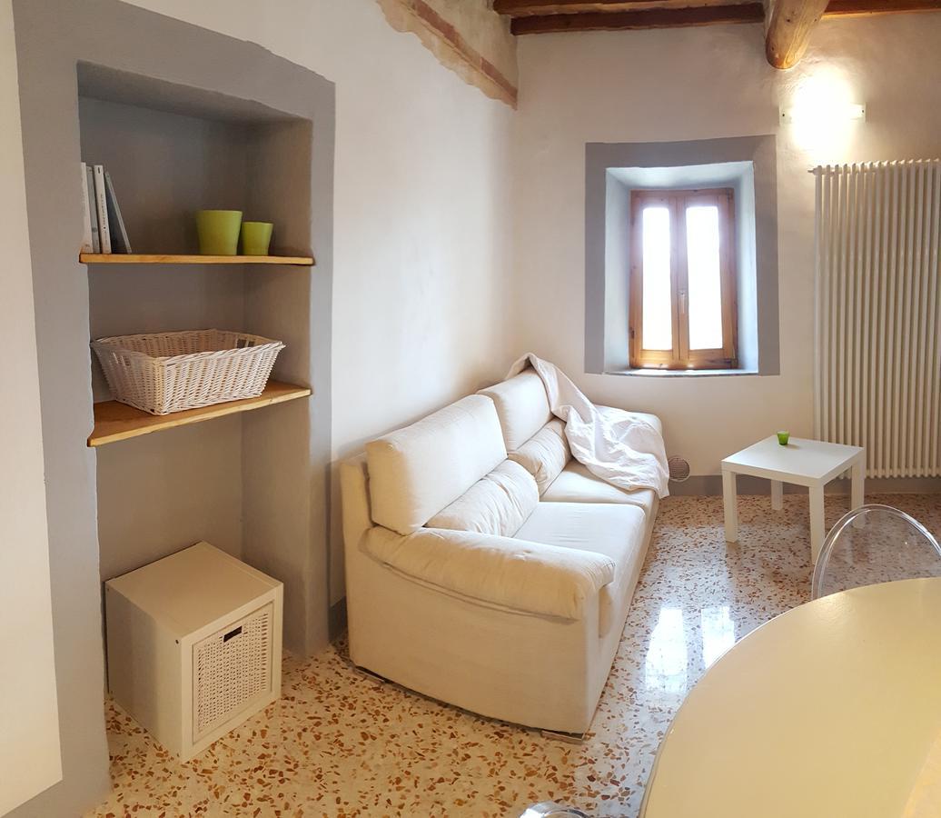 Montevenere 83 Villa Чиуси Екстериор снимка