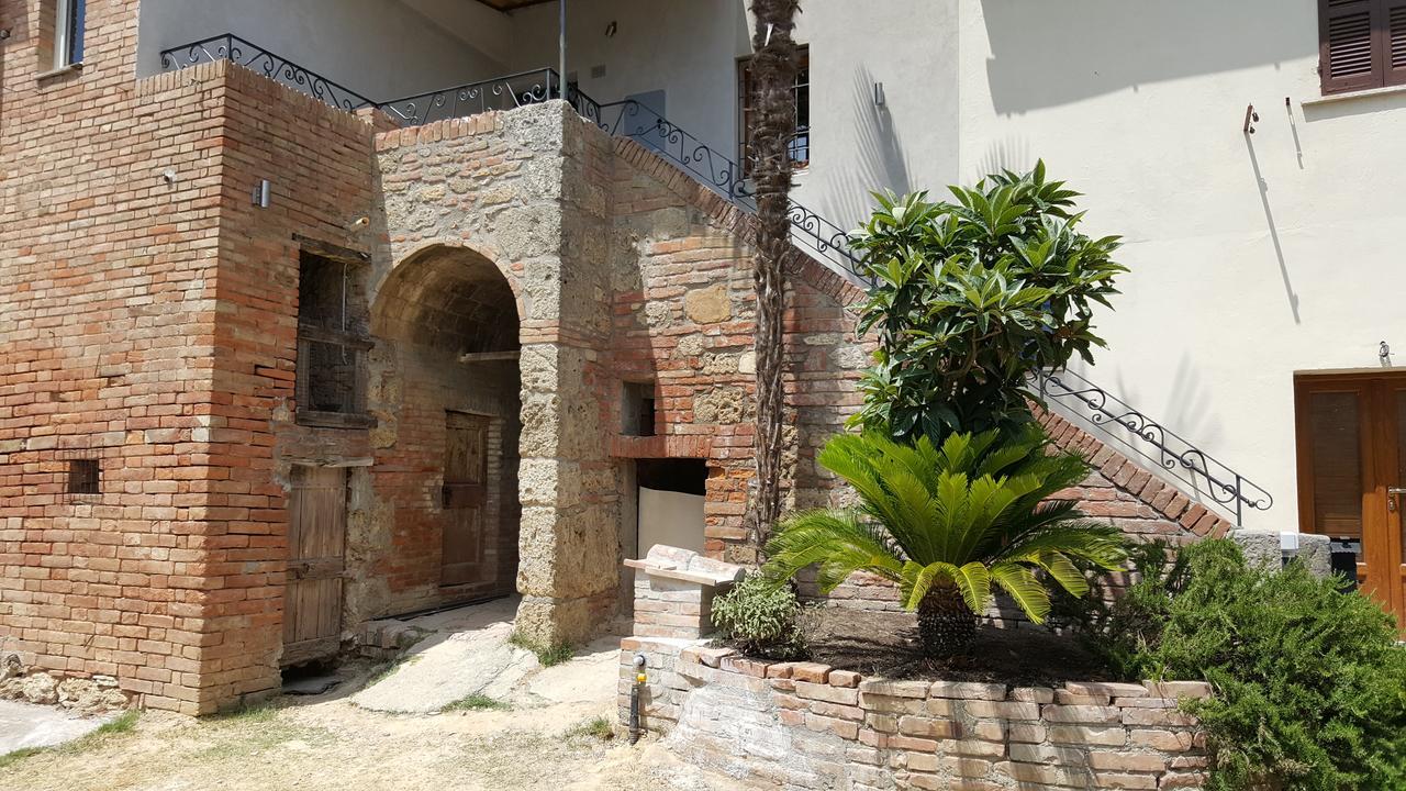 Montevenere 83 Villa Чиуси Екстериор снимка