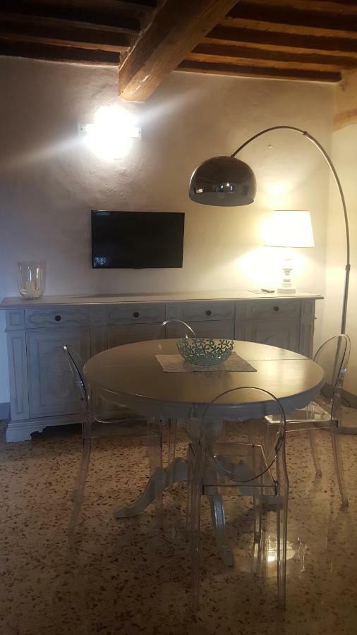 Montevenere 83 Villa Чиуси Екстериор снимка